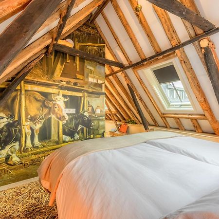 Unieke Bed En Breakfast Met Historisch Verhaal In Ferwert Ferwerd Exterior foto